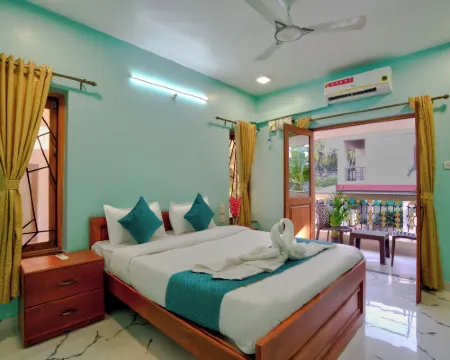 Eyokar 4 BHK Villa Candolim Hotels in Nerul
