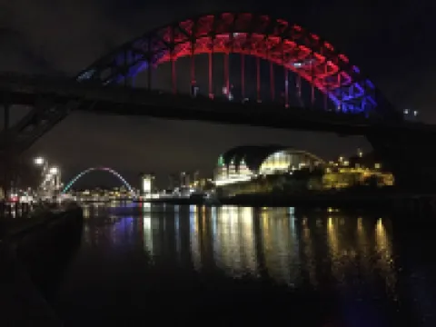 Charming 2 Bedroom Apartment in Gateshead, Close to Newcastle City Centre