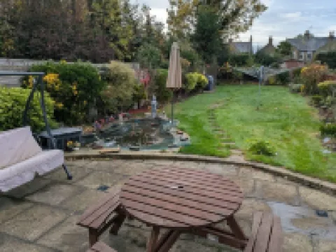 Central Large House close to Heathrow Hotels in 
