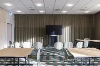 สแกนดิก สตุ๊ตการ์ท ยูโรปาวีร์เทล (นอยเออเรอเฟินนุง/รีโอเพนนิง)