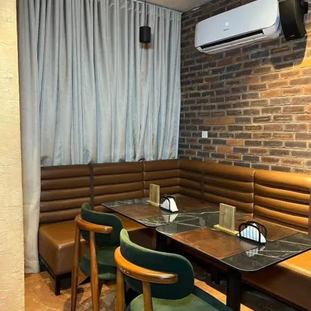 7EVEN Suites