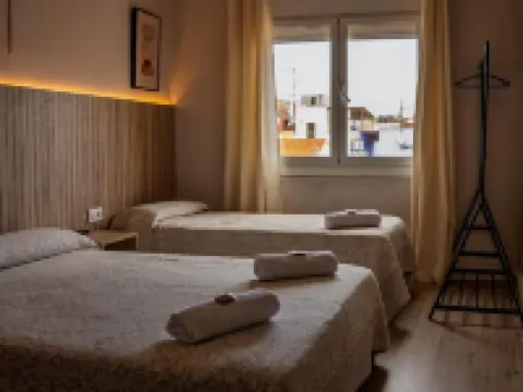 Can Setmanes by CozyCatalonia - Boutique Hostal Central Blanes Hoteles en Blanes