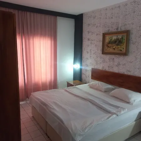 Delphin Apart Hotel Отели рядом с достопримечательностью «Кумкой»