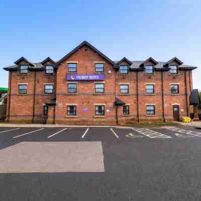 Premier Nights Standish Hotel Exterior