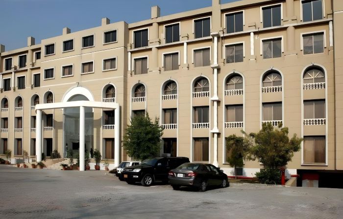 Avari Xpress, Islamabad