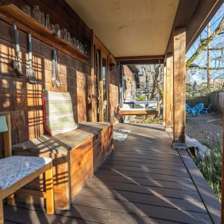 Entire Home in Downtown Eugene
