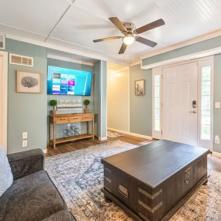 4297 Earney Rd, Unit 2, Woodstock