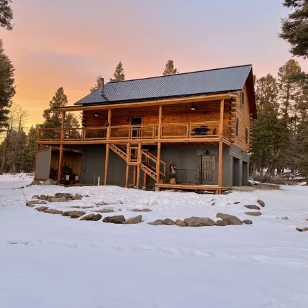 Bear Necessities Lodge on Ski Mountain • Fire Pit, Wraparound Deck & Wildlife