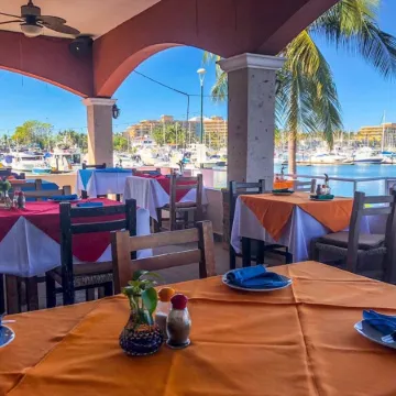 Hotel Boutique Marina Banderas Suites