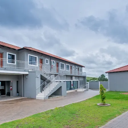 Khayalami Hotel - Emalahleni