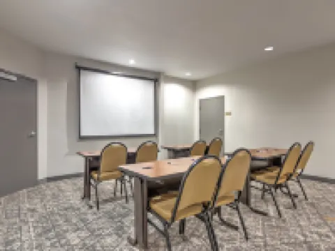 Candlewood Suites 休斯頓（該伍德蘭斯） 伍德蘭市酒店