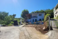 Casa LOLO on hills of Culebra, mountain and airport views .