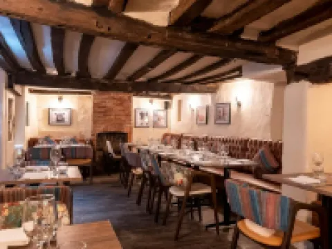 ザ オールド ウィステリア ホテル オークハムのホテル