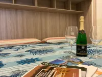 Modern apartment with garden and pool - 수영장