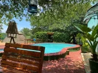 Bush Adventure Guest House