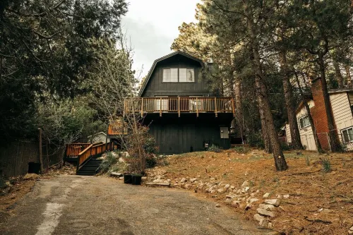 Rou's Cabin Getaway