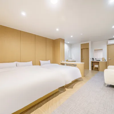 Brown Dot Hotel Donghae Donghaeyeok Branch Отели рядом с достопримечательностью «Администрация города Самчхок»