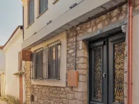 12 Pyles Living History Hotels in Ioannina