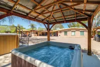 Tucson Casita w/ Shared Swim Spa, Close to Hiking! - Country Houses