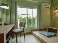 Smile Park Hotel Hotels near Nakhon Si Thammarat Airport