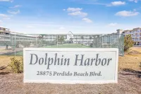 Dolphin Harbor 1B Bay Beach Access Sleeps 10 Three Bedrooms 3 Baths