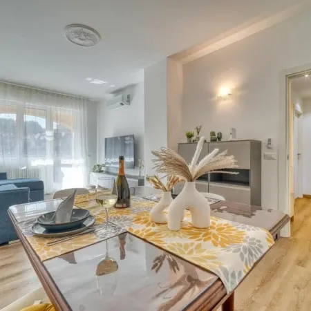 Casa Ginevra - Modern Design, King Bed & Terrace