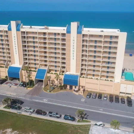 Penthouse Beachfront Views Renovated