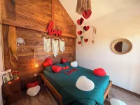 Santa Lova Eco-Hostel Isla Tintipan Hotel di 