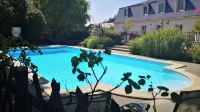 Hotel le Petit Perier - Uima-altaat