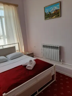 Hotel Erebuni Plaza