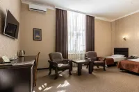 Gold Star Hotel
