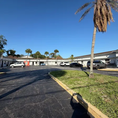 Regency Inn Daytona Beach Near Airport