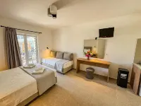 Athina Apartments - С парковкой