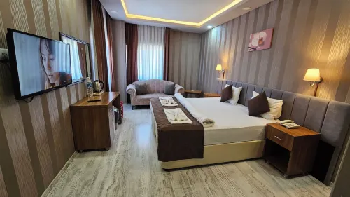 Pointbreak Otel - Cheap