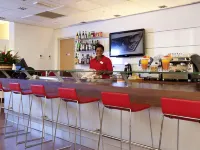 Ibis Malabo - С баром