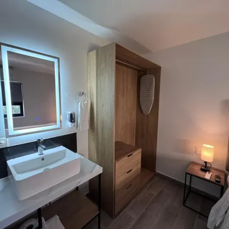 San Jeronimo Suites