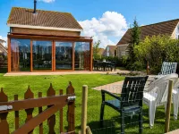 Bungalow in Breskens with Waterfront Jetty - Wifi