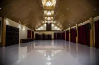 Hotel de Exotica Crest Theog - مطابخ