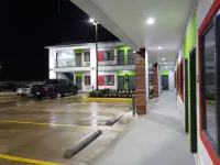 金伍德IAH機場美洲佳值套房飯店 - 停車場