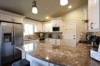 Sweet 4 Bedroom, 3 Bath Plus Loft Bedroom, Pool Home - อ่างจากุชชี่