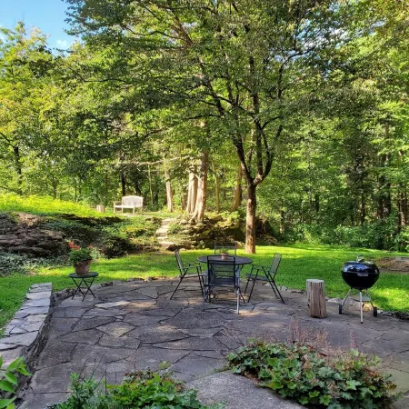 Charming Artist's Retreat