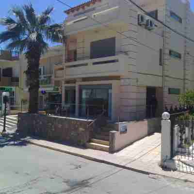 Maria Apartments Hotel Exterior