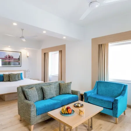 Red Fox by Lemon Tree Hotels, Sector 60, Gurugram