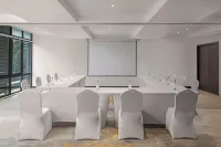 Four Points by Sheraton Accra Airport Hotel - Parkering