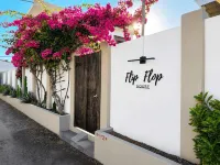 Flip Flop House - parking