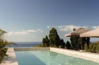 Moon & Sun Funchal - Rooftop Pools