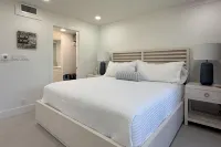 Sanibel Island Studio: Pool Access, Walk to Beach - 4-Star
