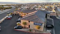 Travelodge by Wyndham Lake Havasu - Bergblick