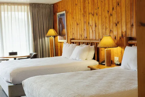 Big Horn Lodge - Motels