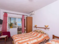 Beachfront Apartments Andrijević - 2 звезды